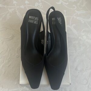 Mootsies Tootsies Black Slingback Pointed Toe Heels